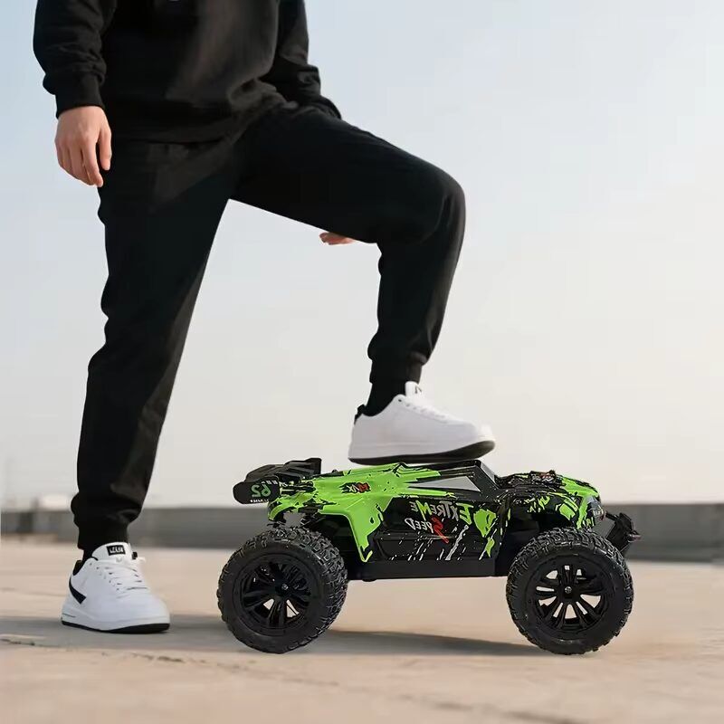 High-Speed 1:18 Scale Remote-Controlled Off-Road Monster Vehicle with Durable Body for Versatile Terrain - Image 1